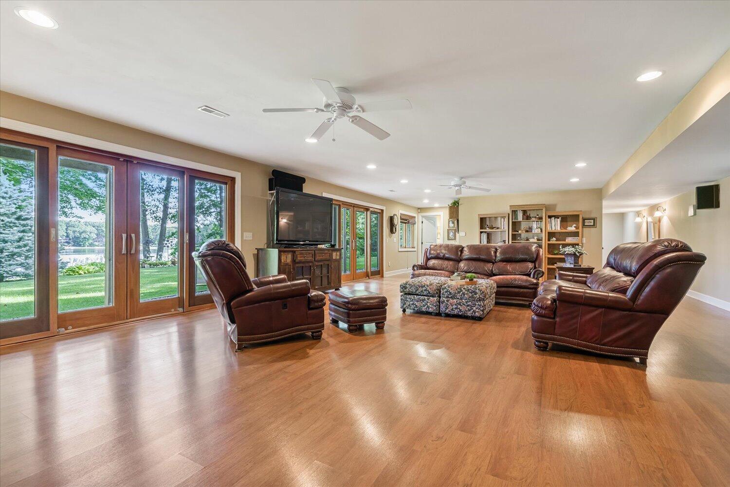 7414 Field Bay Avenue Kalamazoo MI 49009