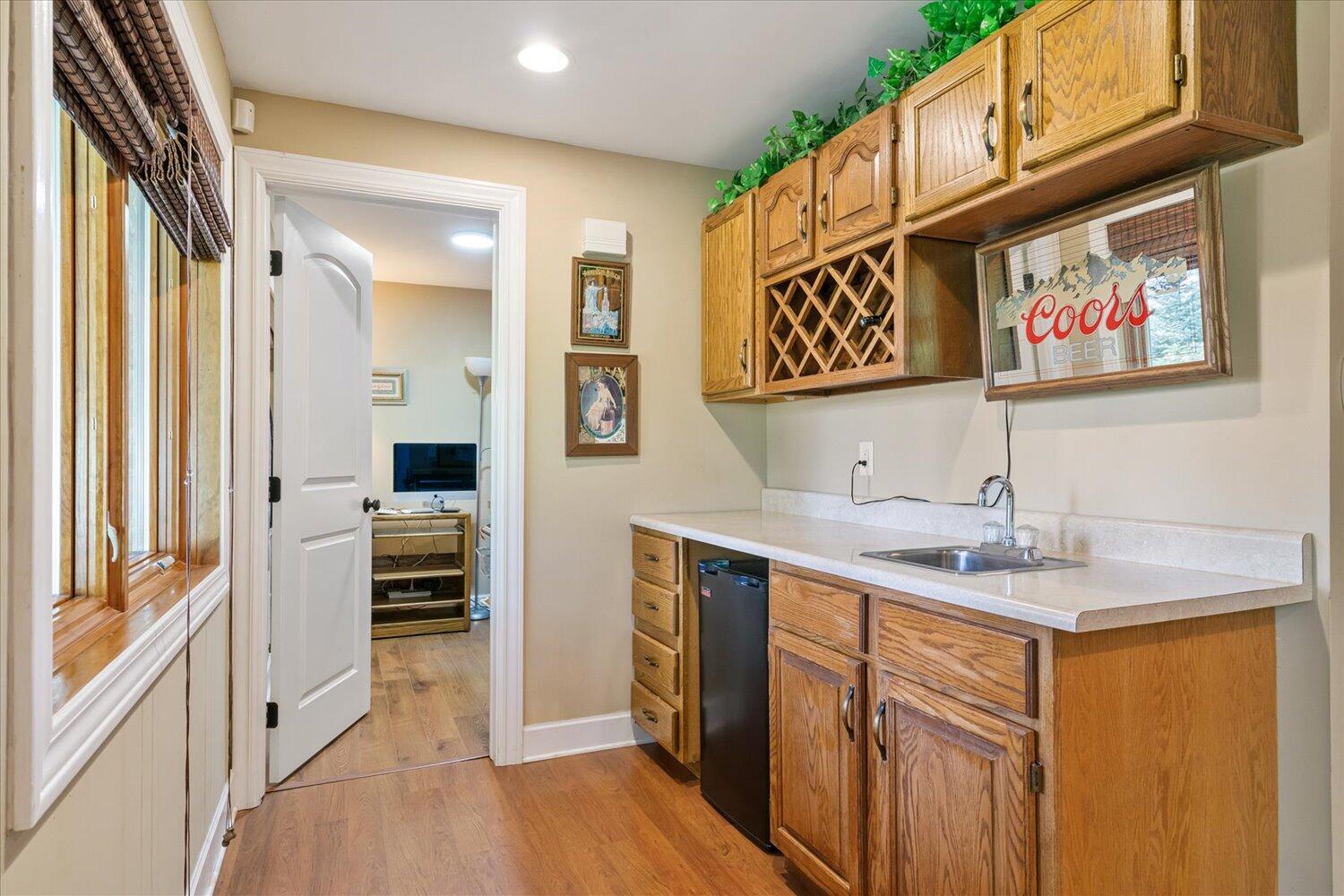 7414 Field Bay Avenue Kalamazoo MI 49009