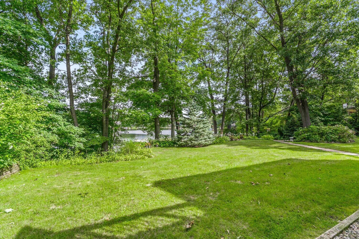 7414 Field Bay Avenue Kalamazoo MI 49009
