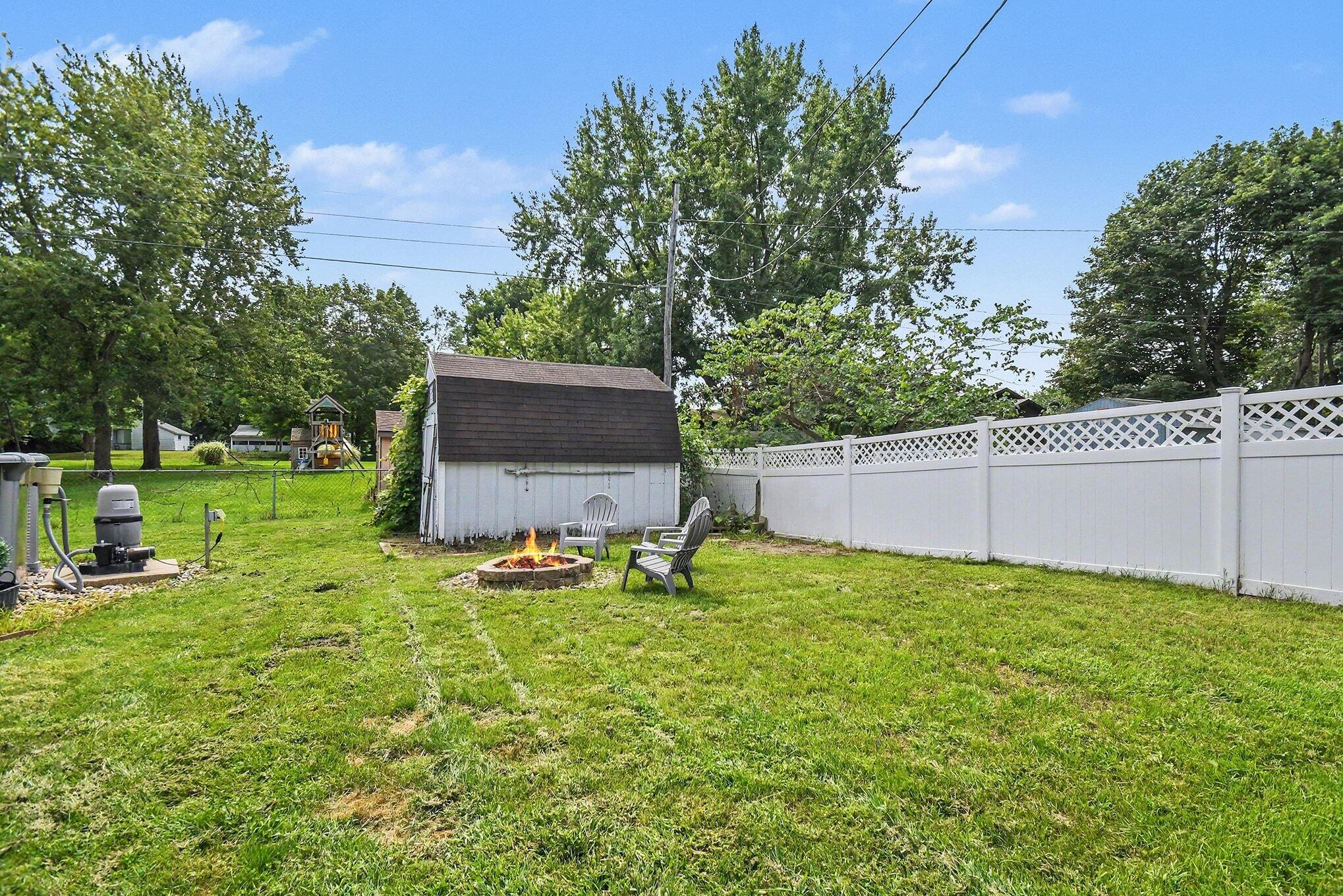4562 Vista Drive Bridgman MI 49106