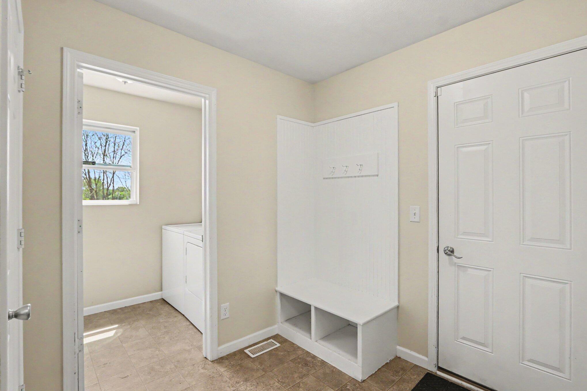 823 Beth Avenue Kalamazoo MI 49004