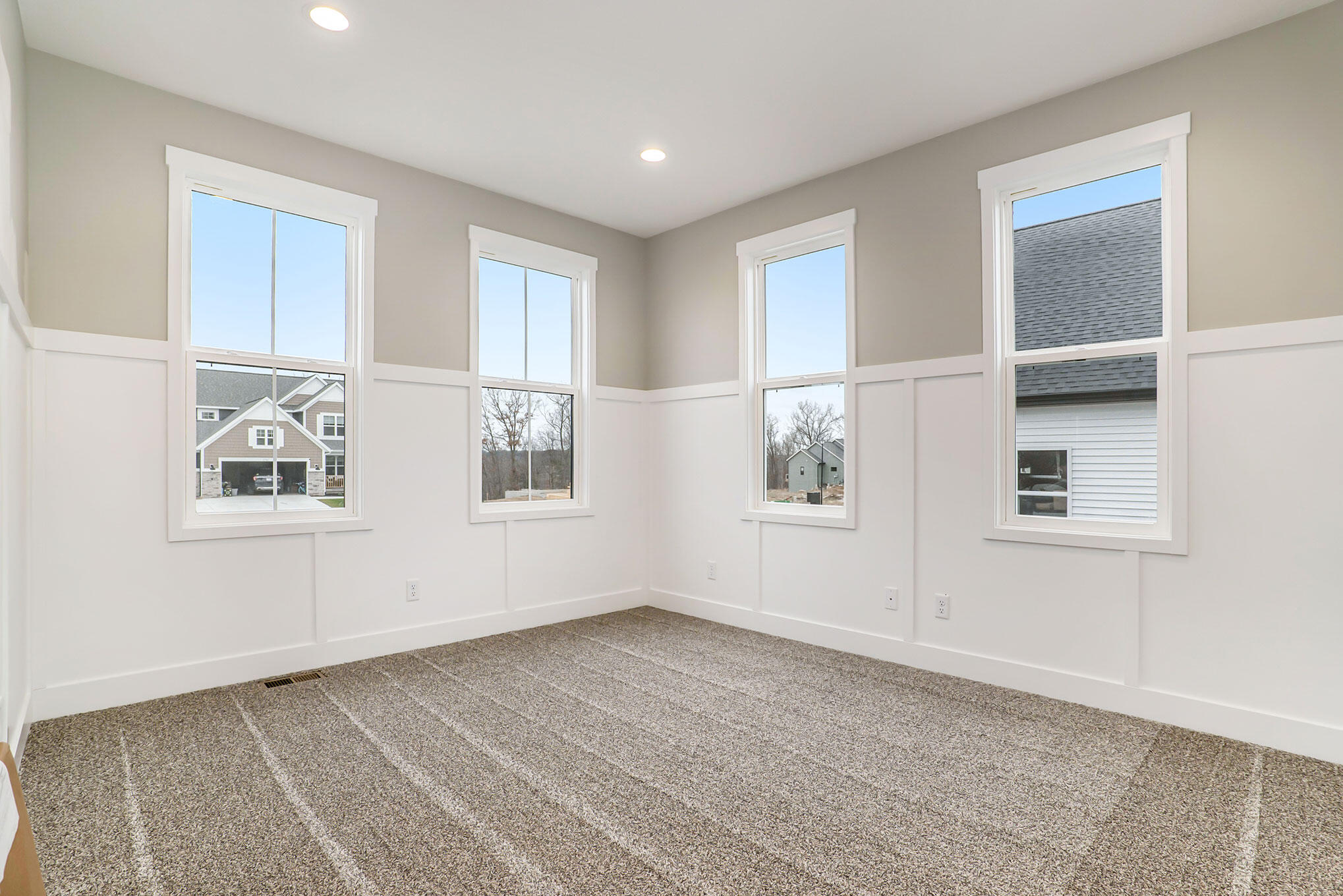 2193 Emerald Lake Court Grand Rapids MI 49525