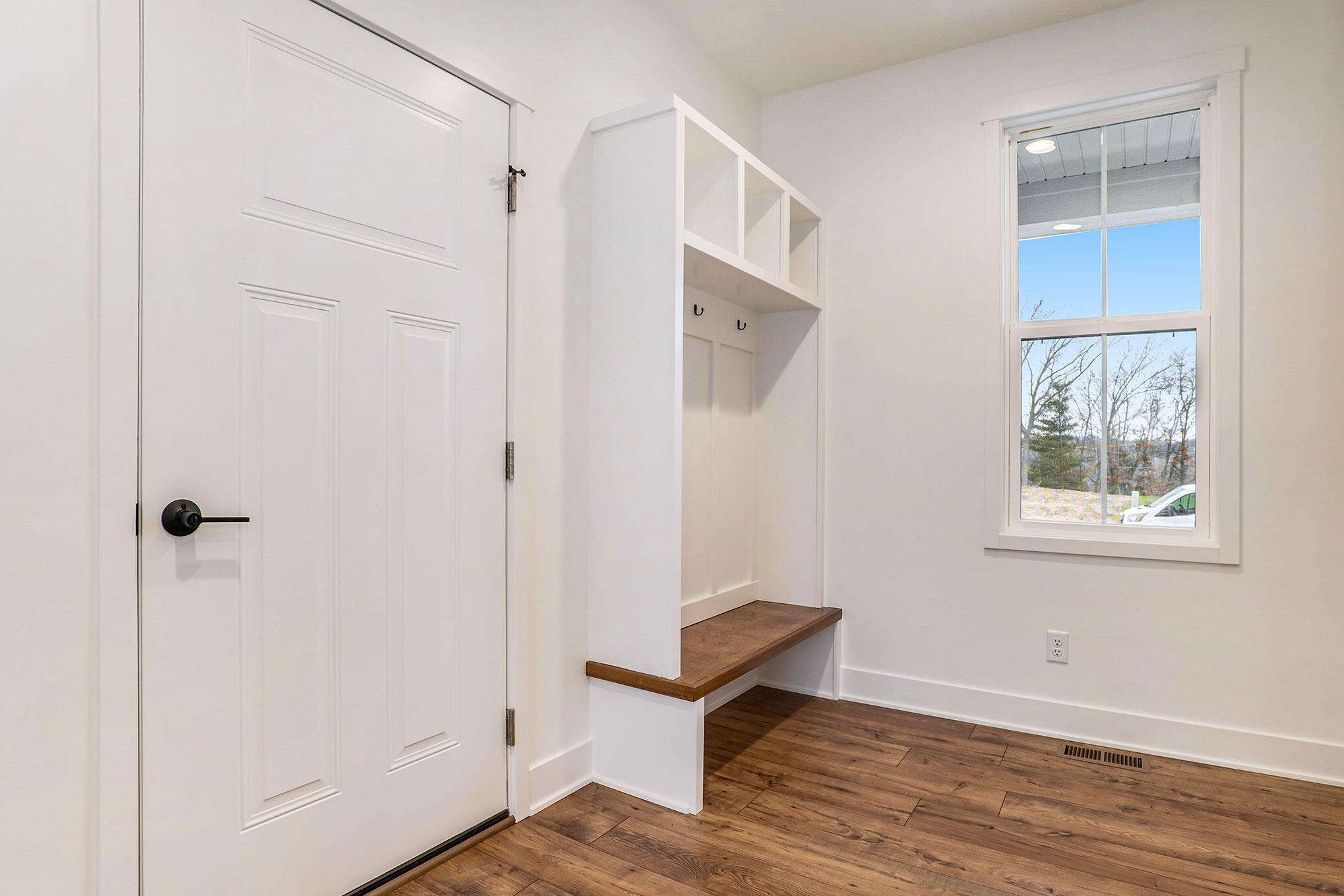 2193 Emerald Lake Court Grand Rapids MI 49525