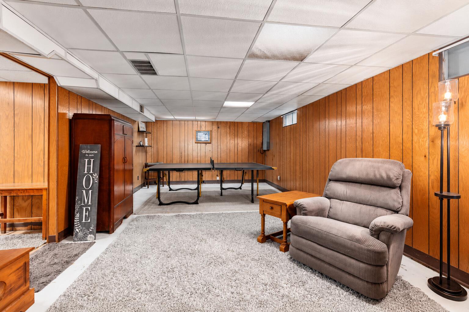 996 Colonial Court Holland MI 49423