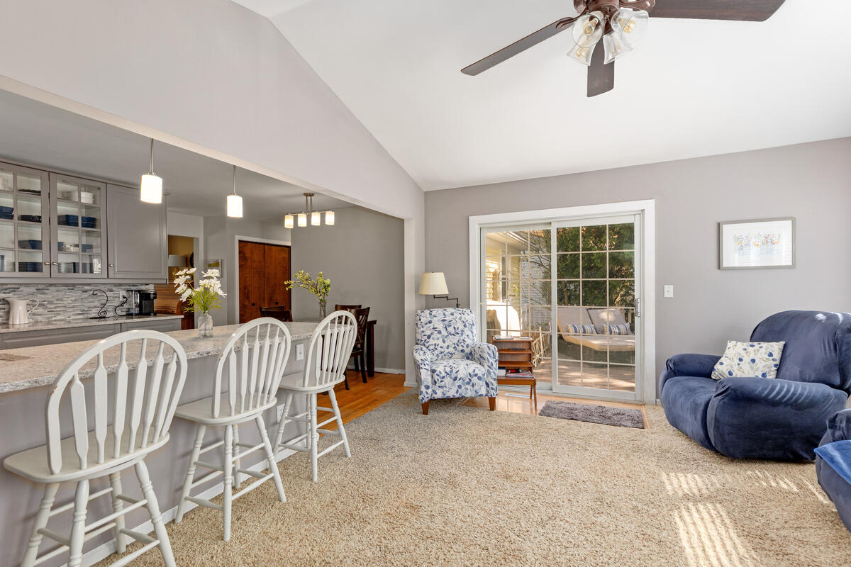 996 Colonial Court Holland MI 49423