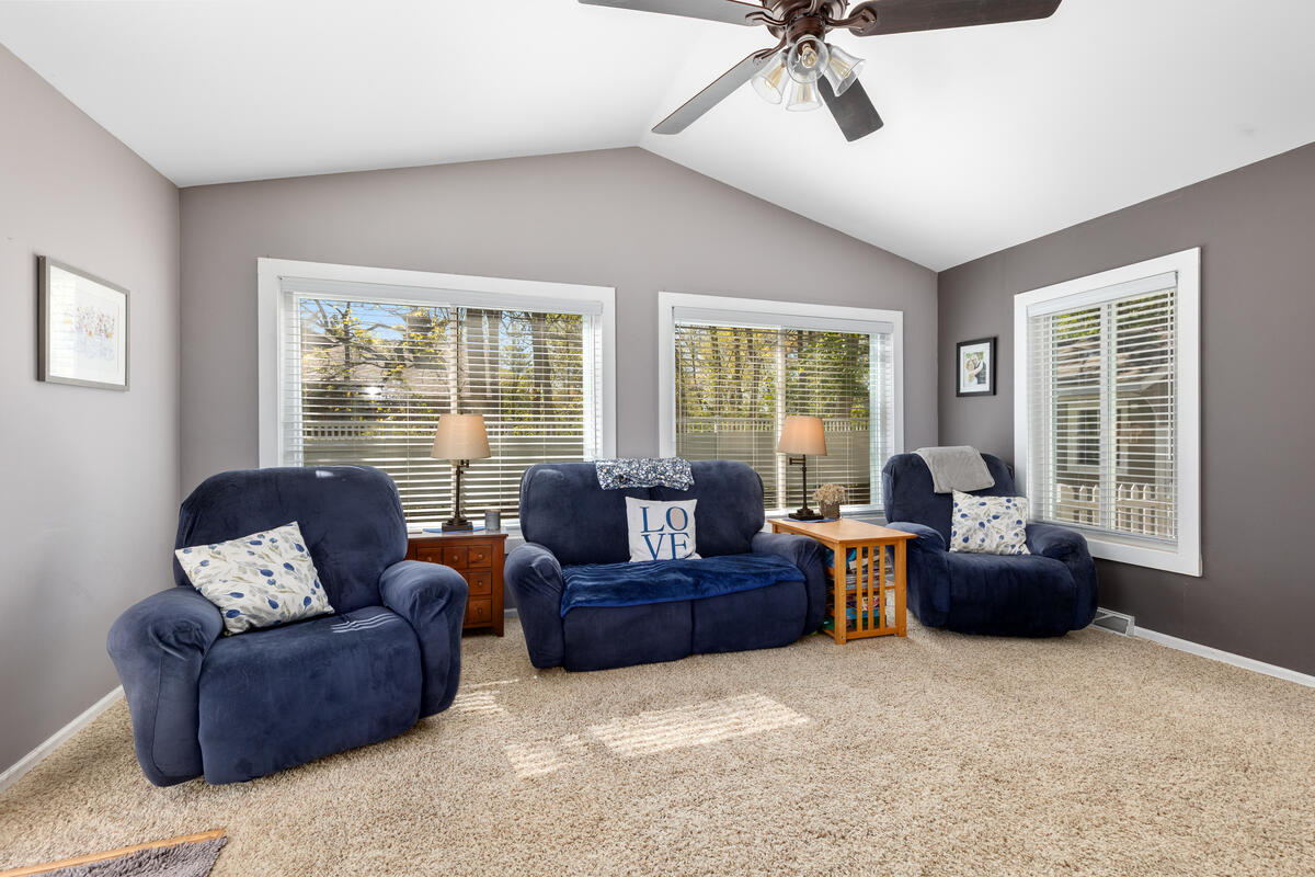 996 Colonial Court Holland MI 49423