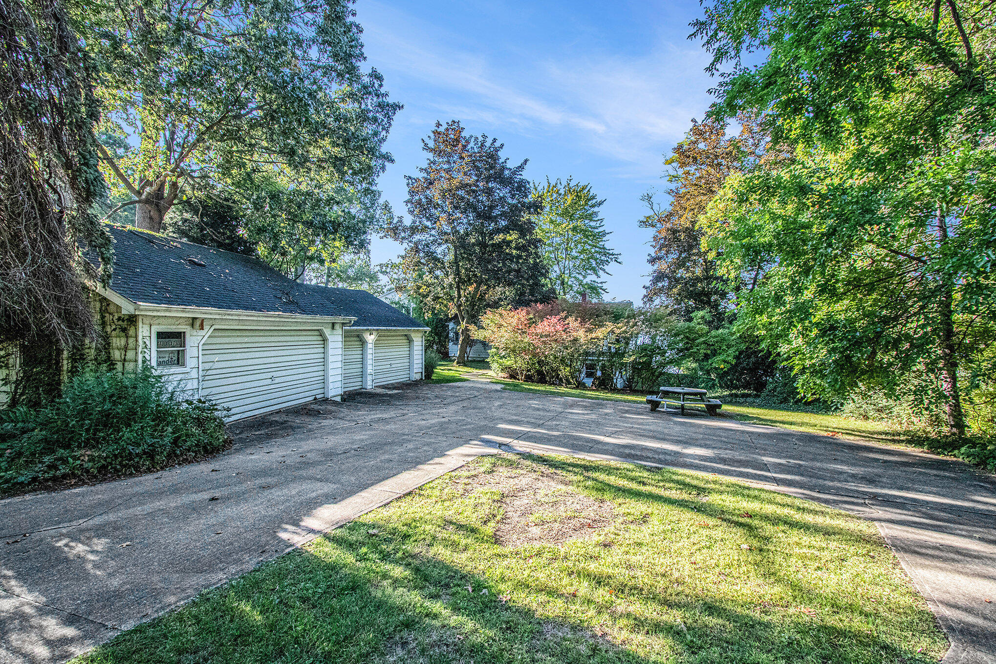 31273 County Line Road Dowagiac MI 49047