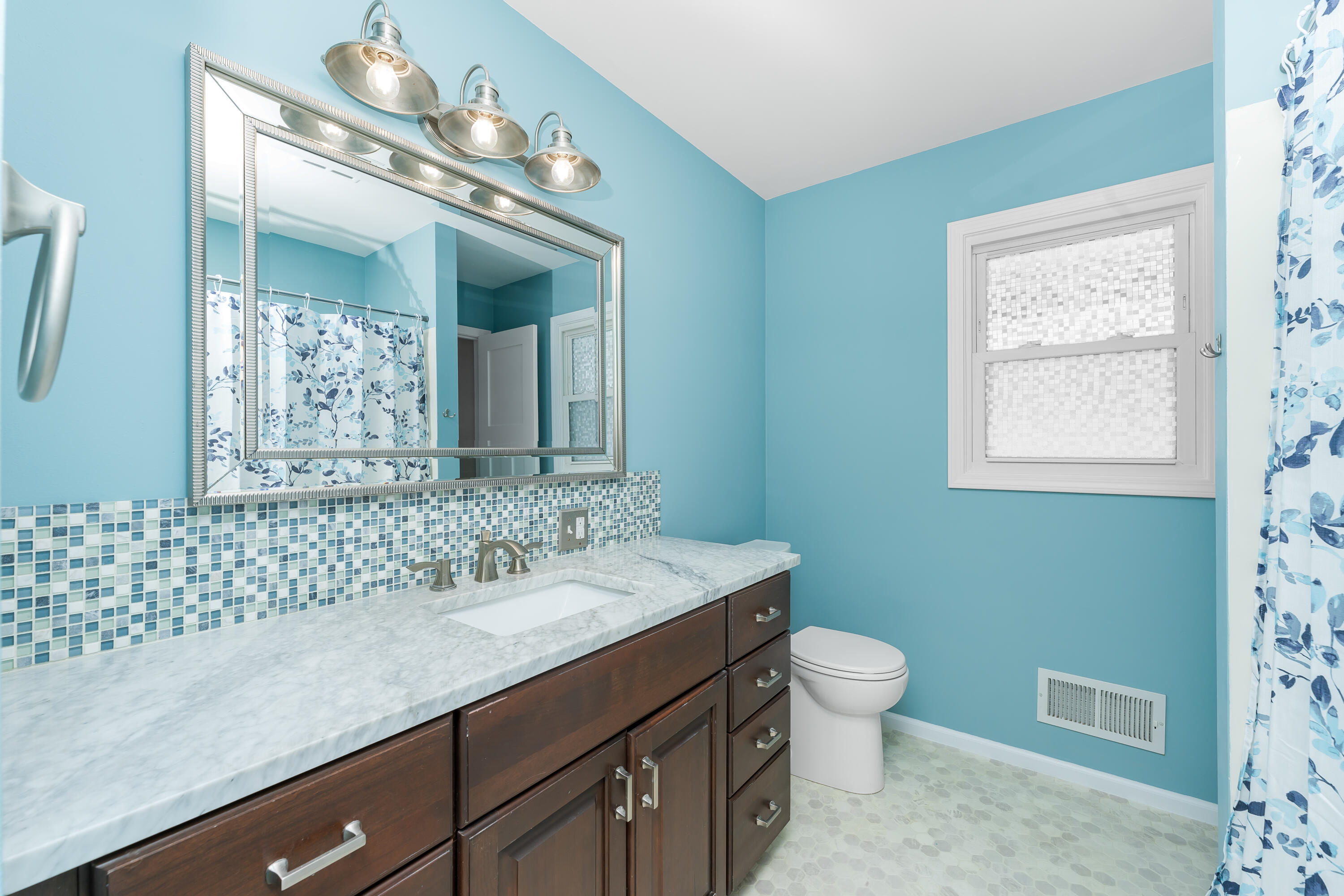 2657 Thayer Avenue Kalamazoo MI 49004