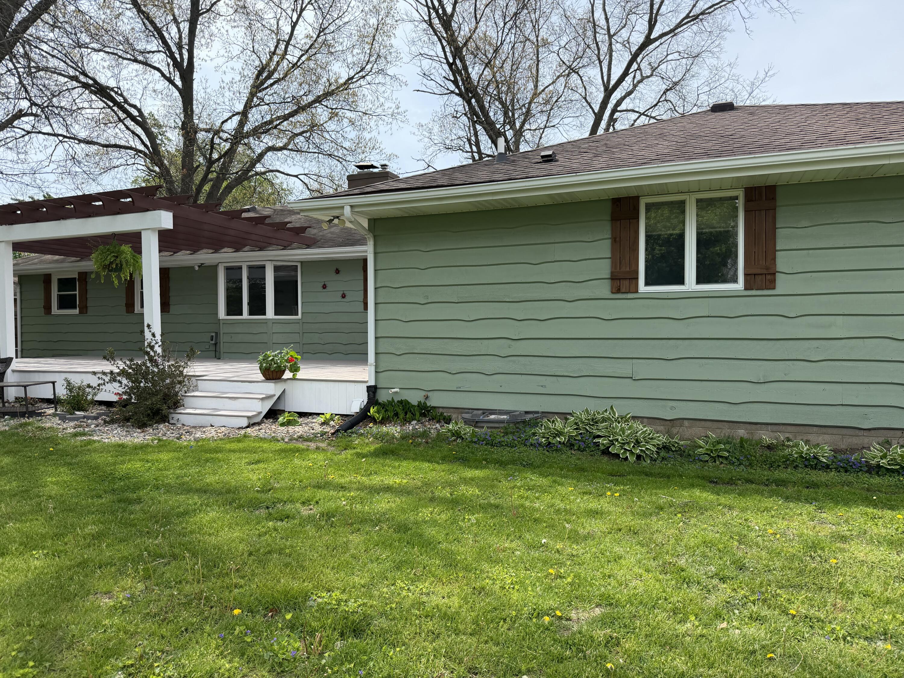 2657 Thayer Avenue Kalamazoo MI 49004