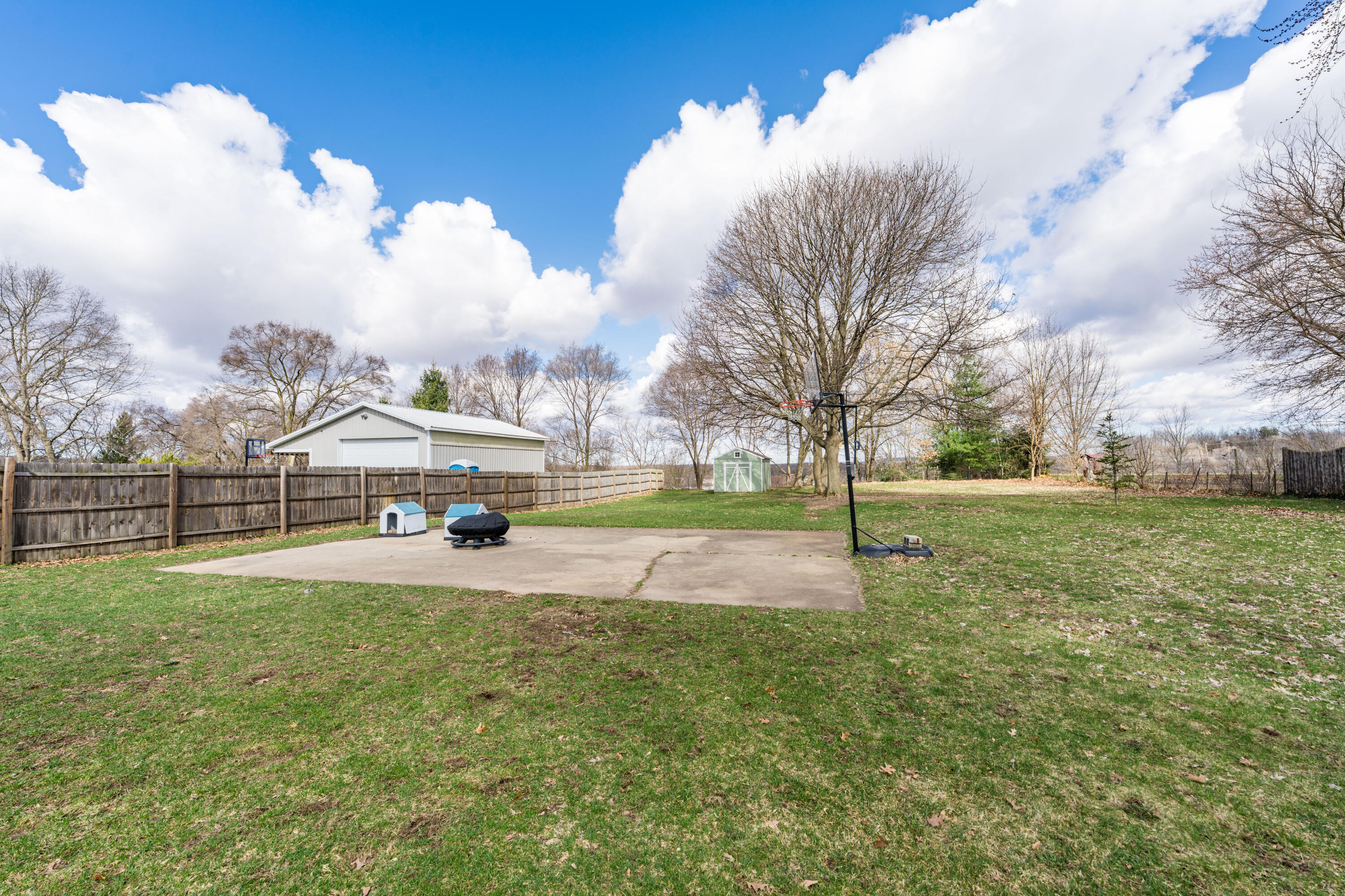 2657 Thayer Avenue Kalamazoo MI 49004