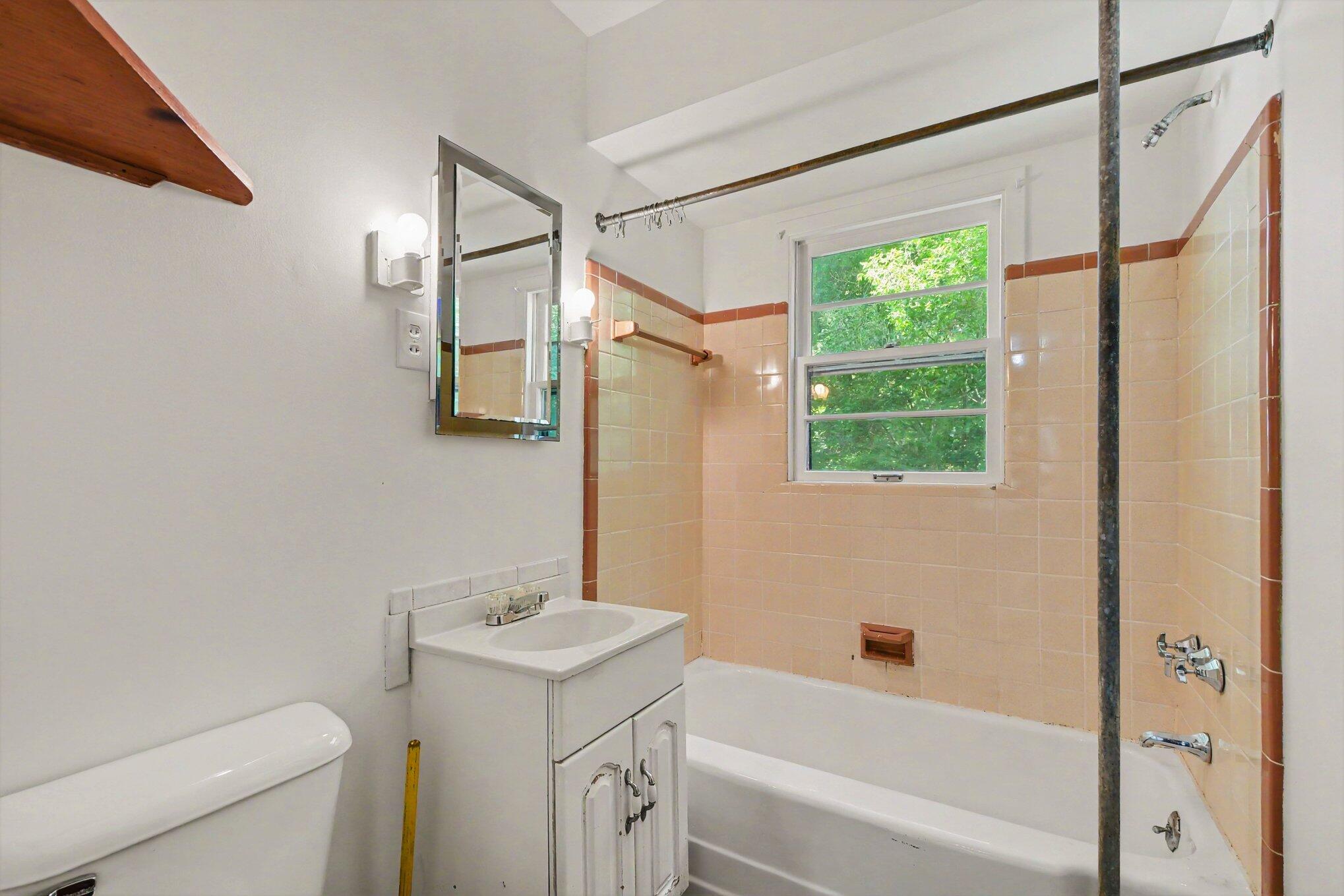 1057 Lyon Street NE Grand Rapids MI 49503