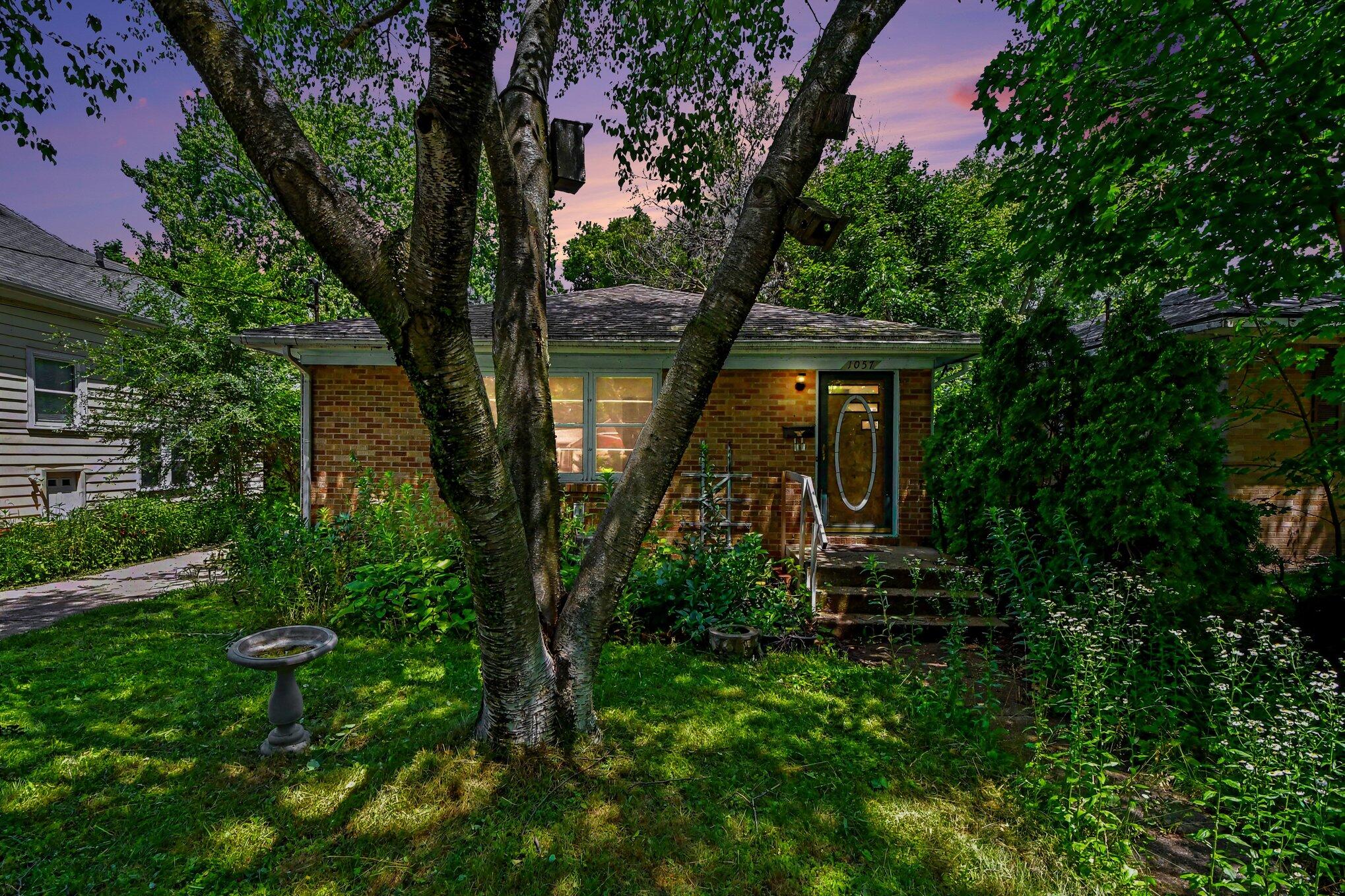 1057 Lyon Street NE Grand Rapids MI 49503