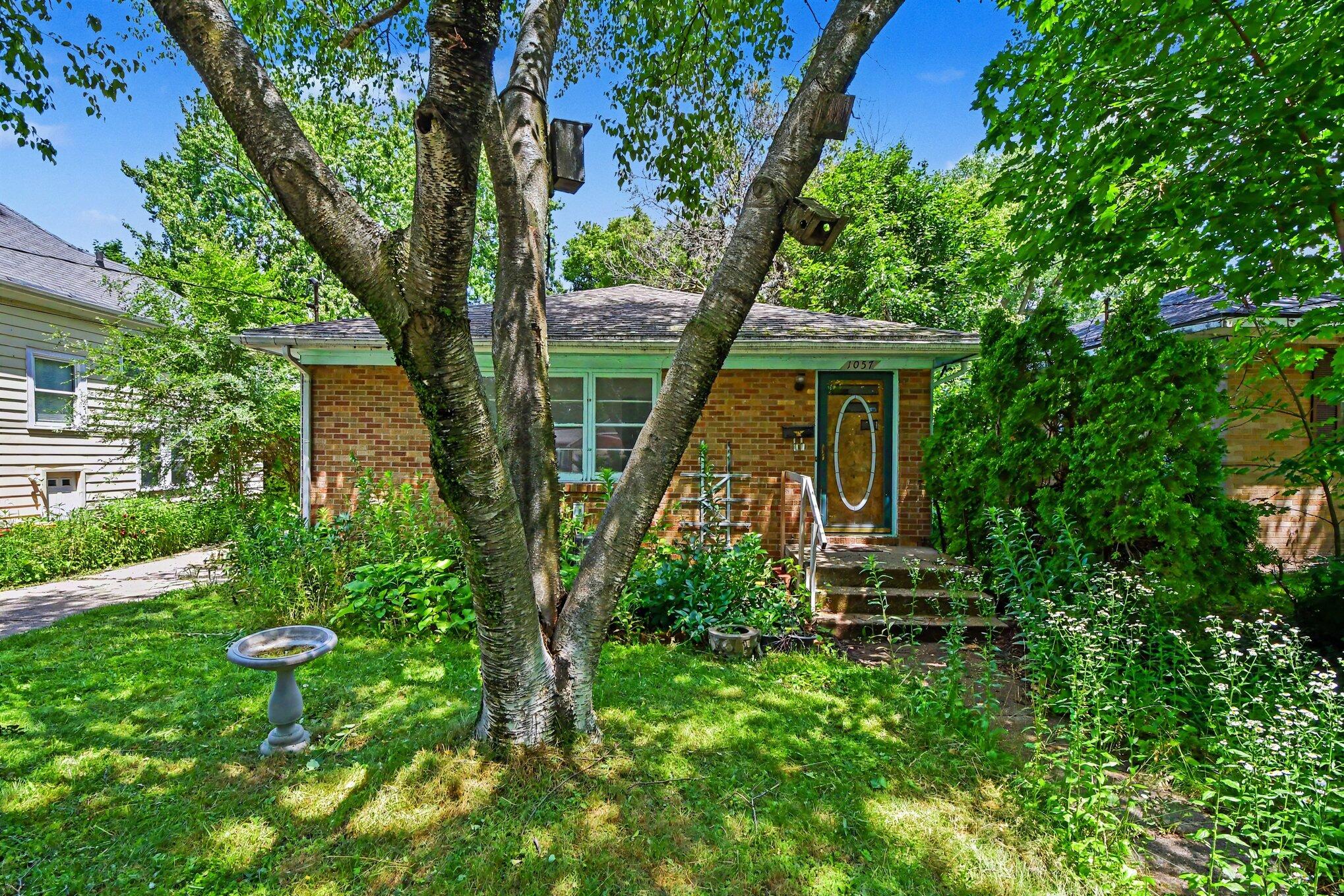 1057 Lyon Street NE Grand Rapids MI 49503