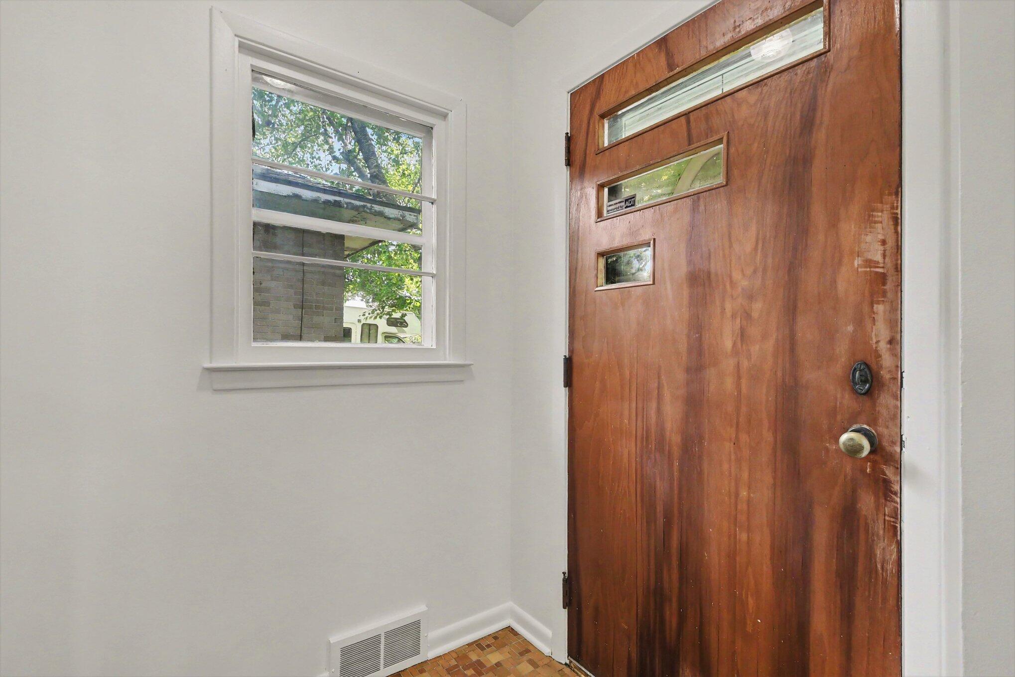 1057 Lyon Street NE Grand Rapids MI 49503