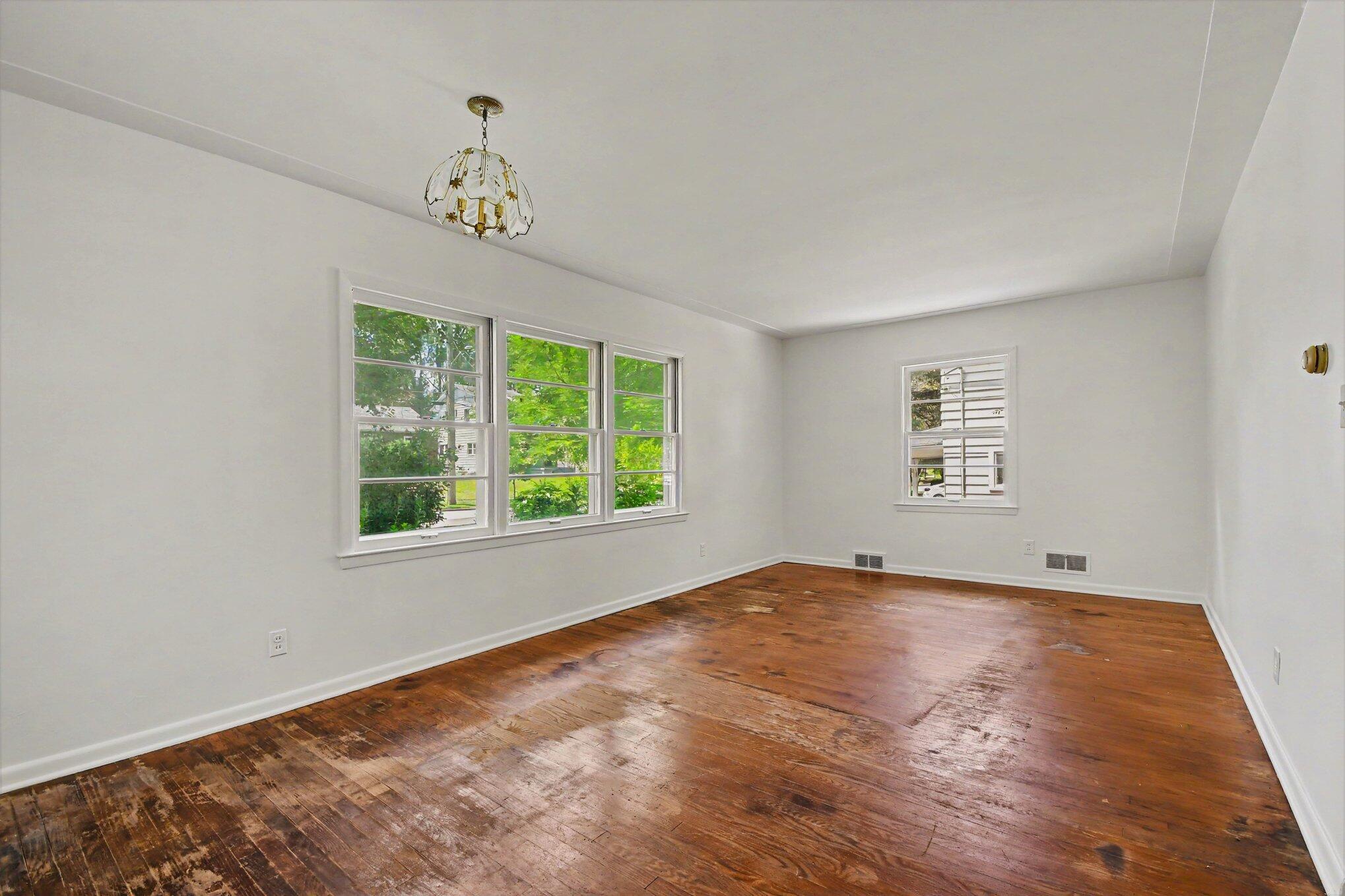1057 Lyon Street NE Grand Rapids MI 49503