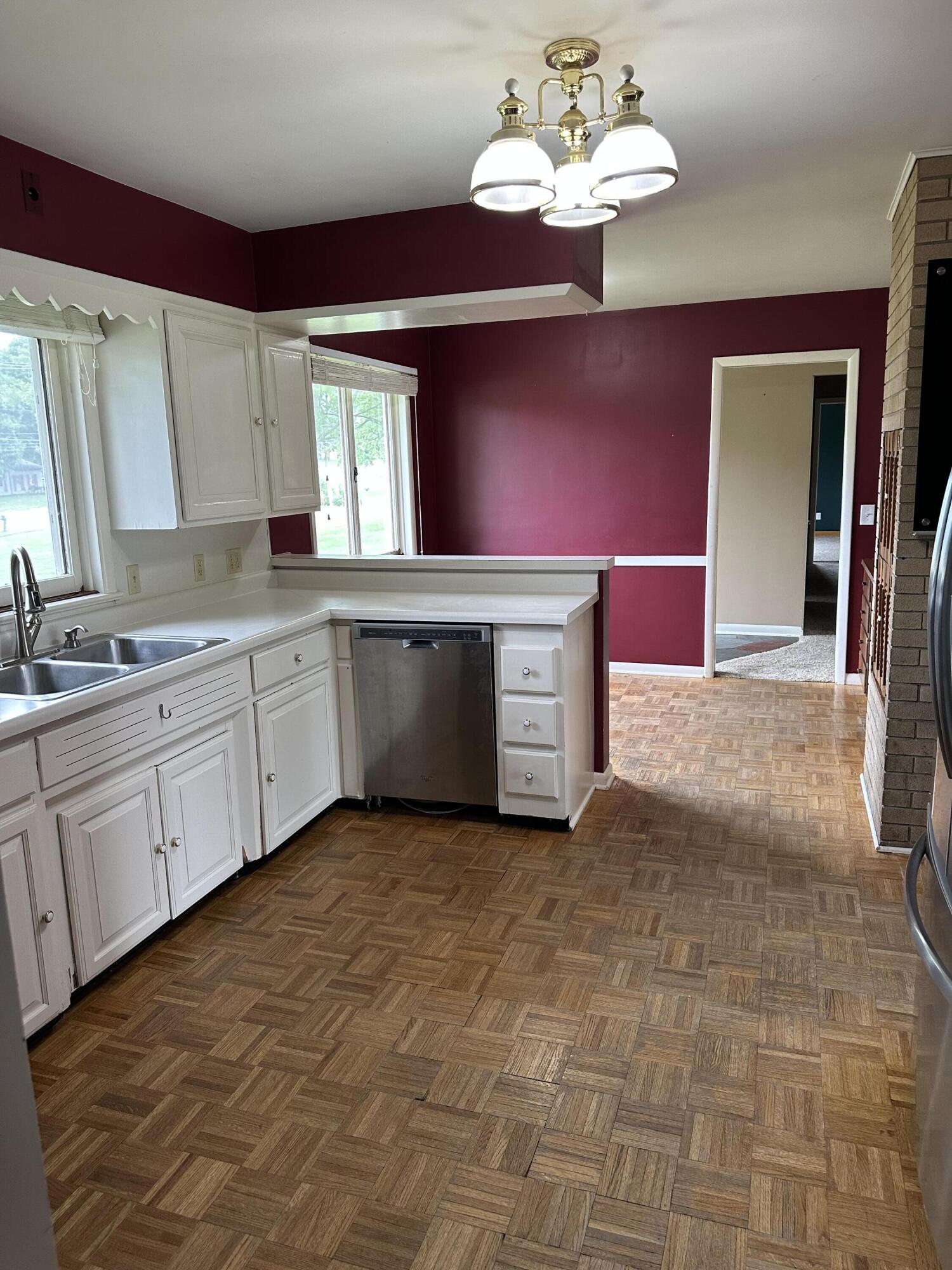 3020 Leonard Street NW Grand Rapids MI 49504