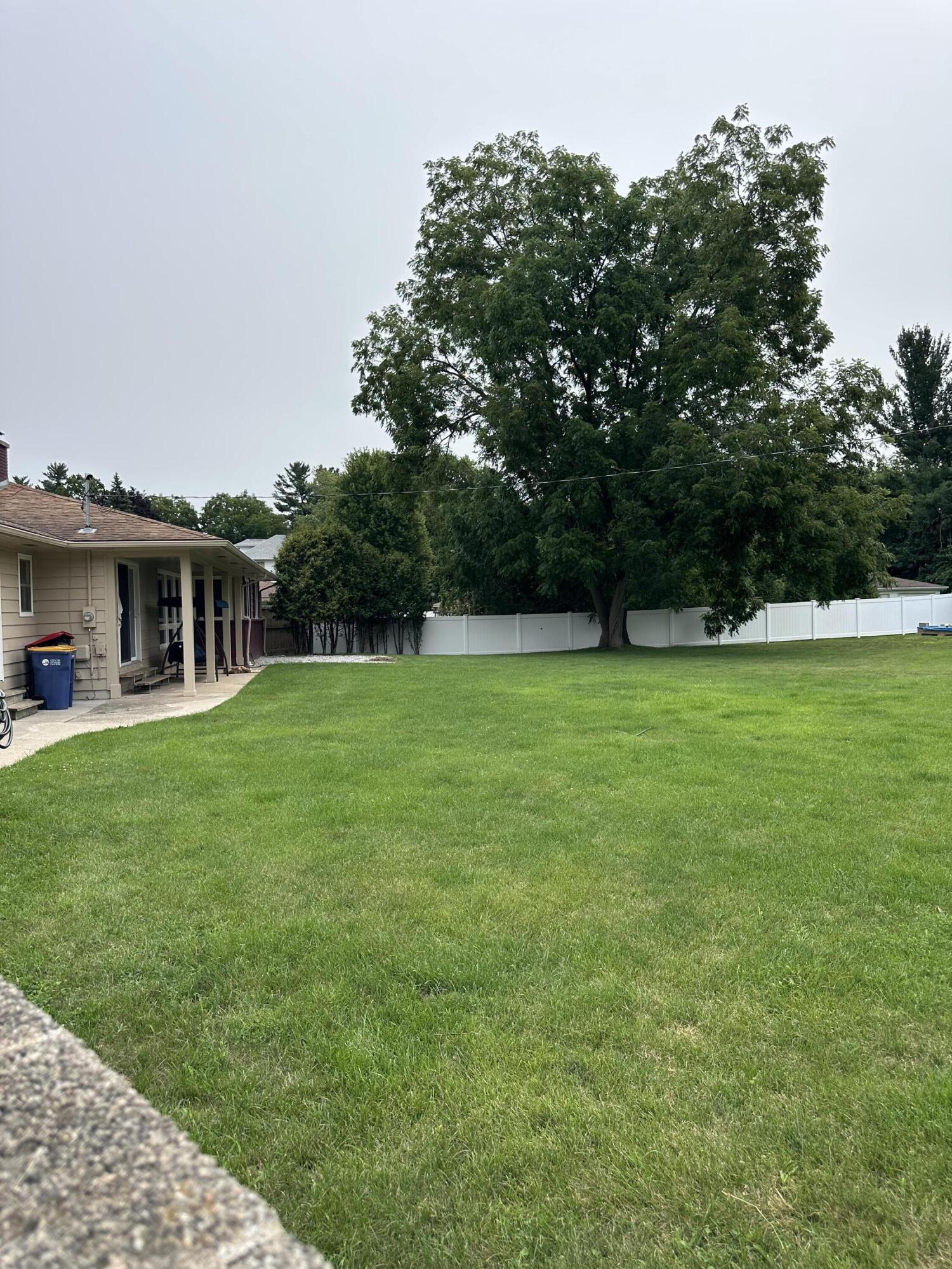 3020 Leonard Street NW Grand Rapids MI 49504