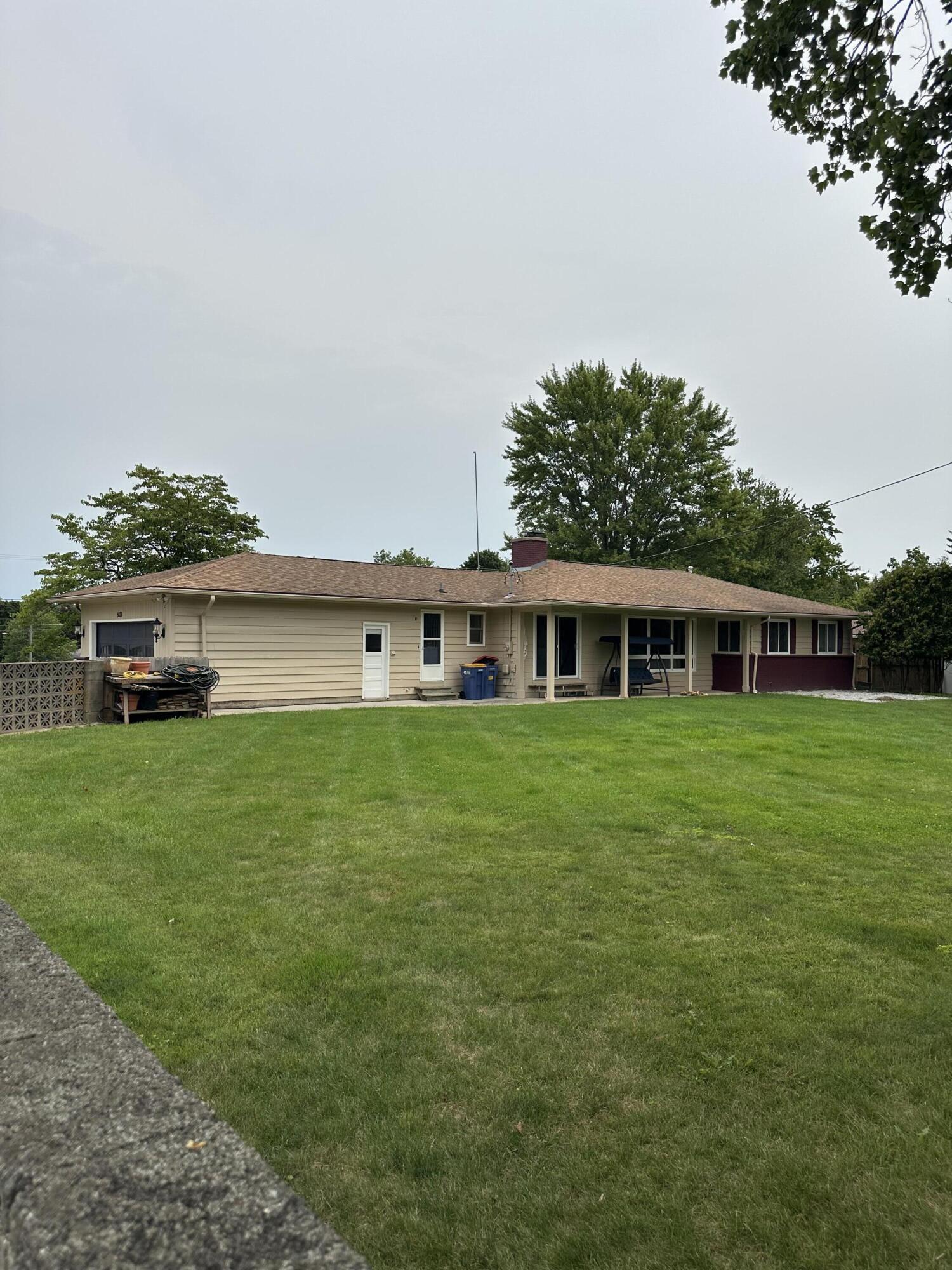 3020 Leonard Street NW Grand Rapids MI 49504