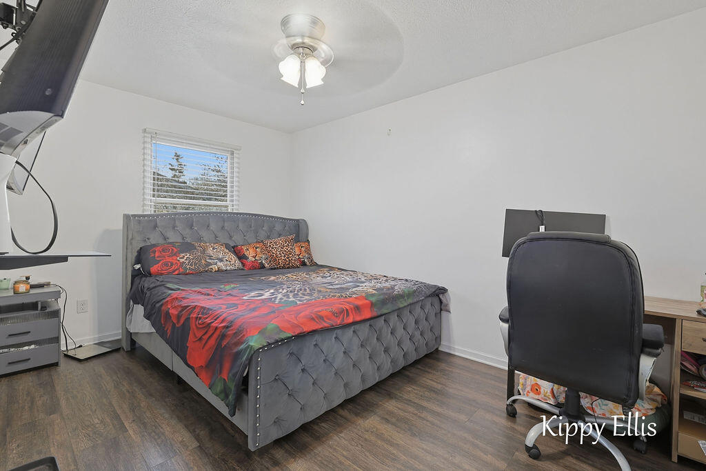566 S Dangl Road Muskegon MI 49442