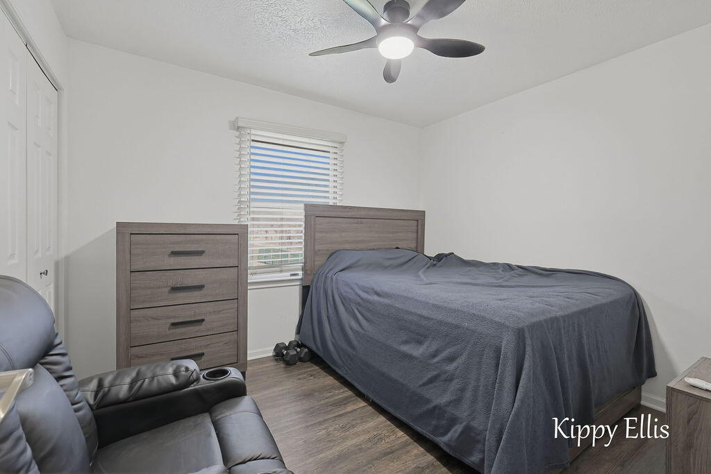 566 S Dangl Road Muskegon MI 49442