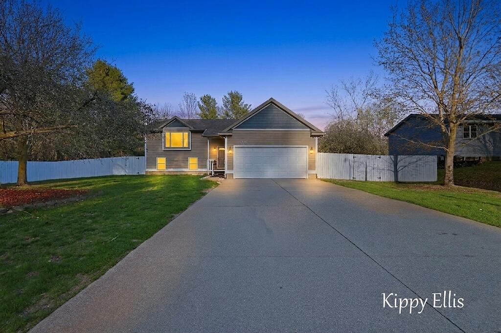 566 S Dangl Road Muskegon MI 49442