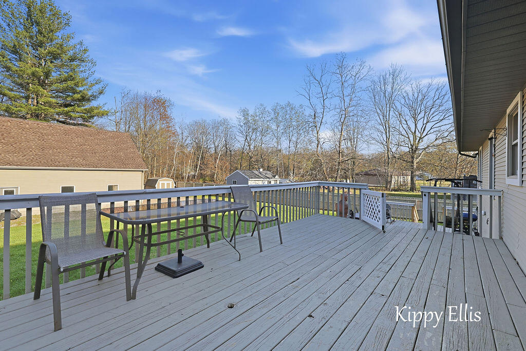 566 S Dangl Road Muskegon MI 49442