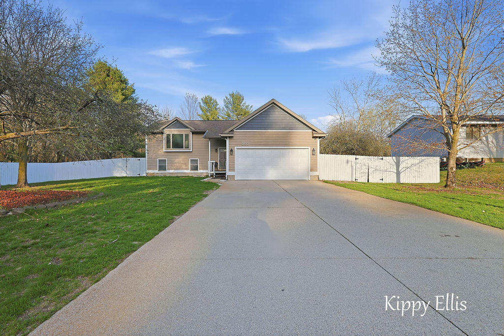 566 S Dangl Road Muskegon MI 49442