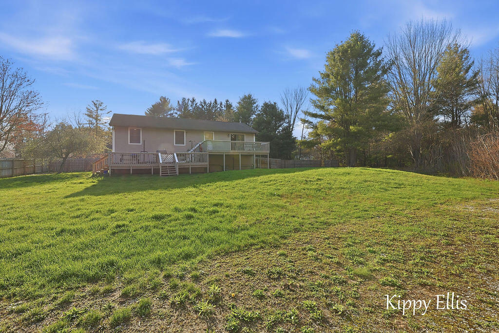 566 S Dangl Road Muskegon MI 49442