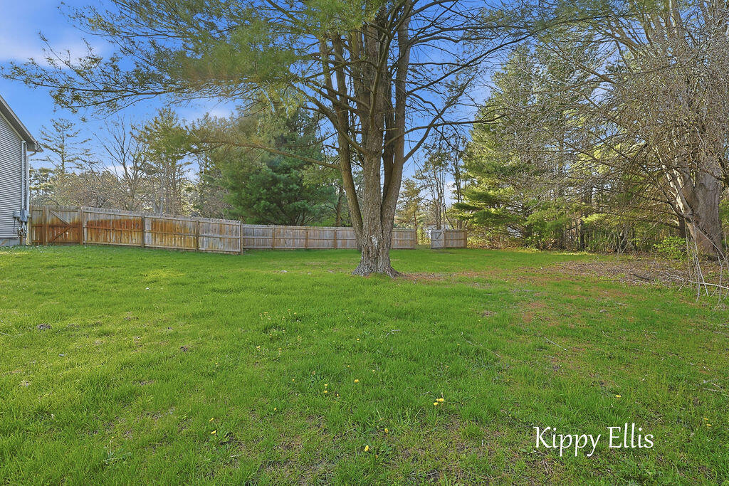 566 S Dangl Road Muskegon MI 49442