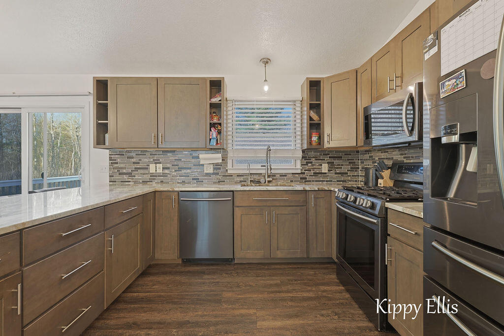 566 S Dangl Road Muskegon MI 49442
