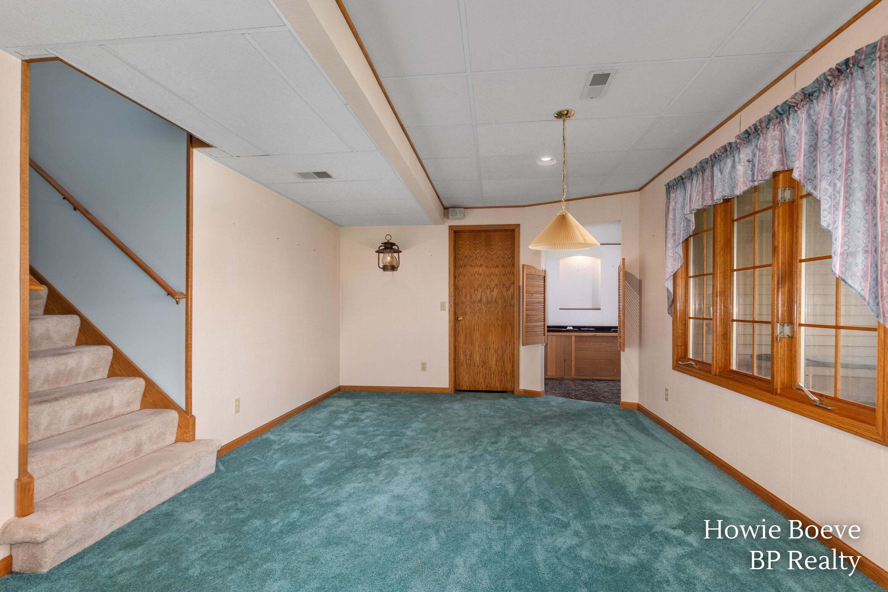 9112 Bluff Lake Street Zeeland MI 49464