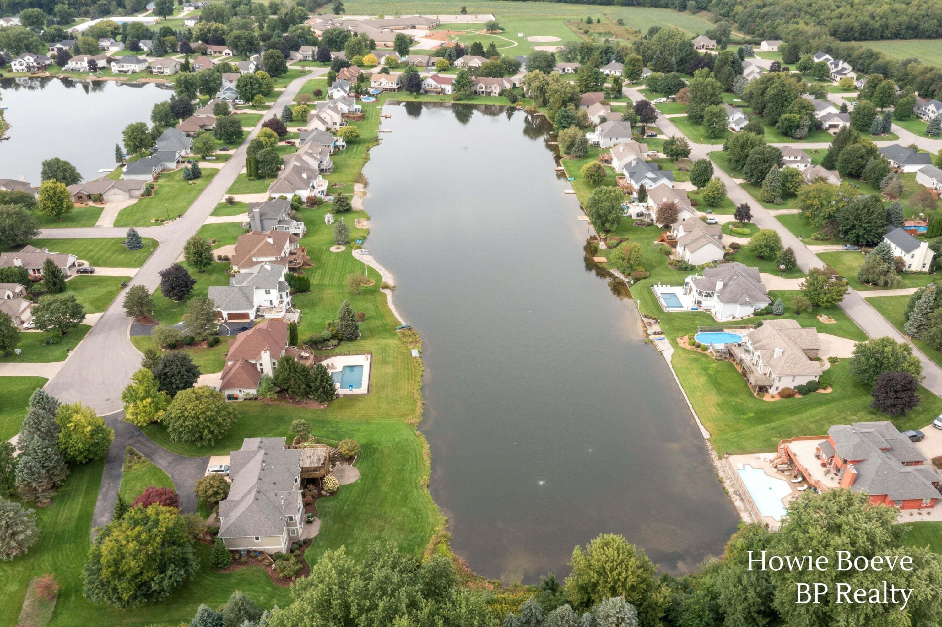 9112 Bluff Lake Street Zeeland MI 49464