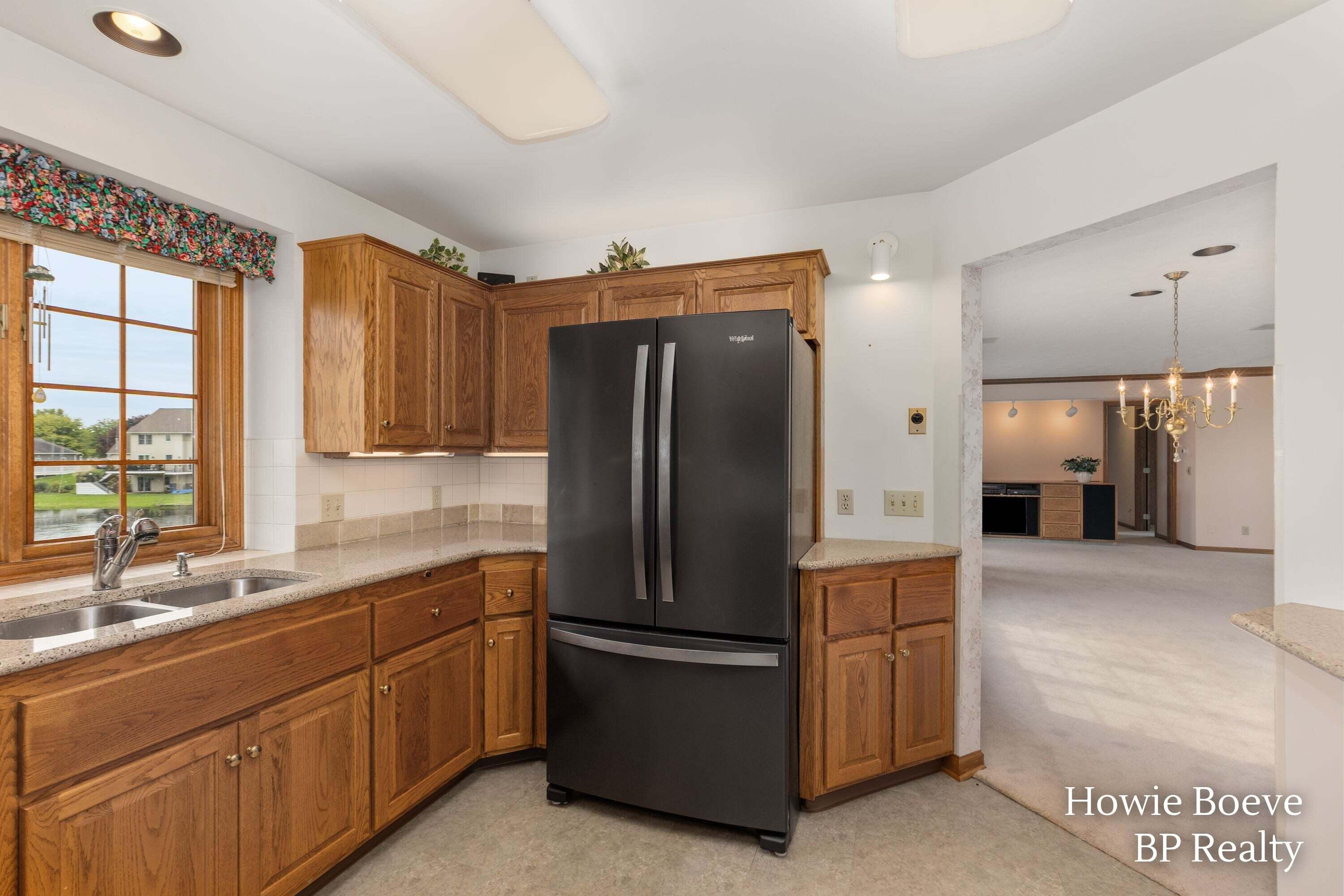 9112 Bluff Lake Street Zeeland MI 49464