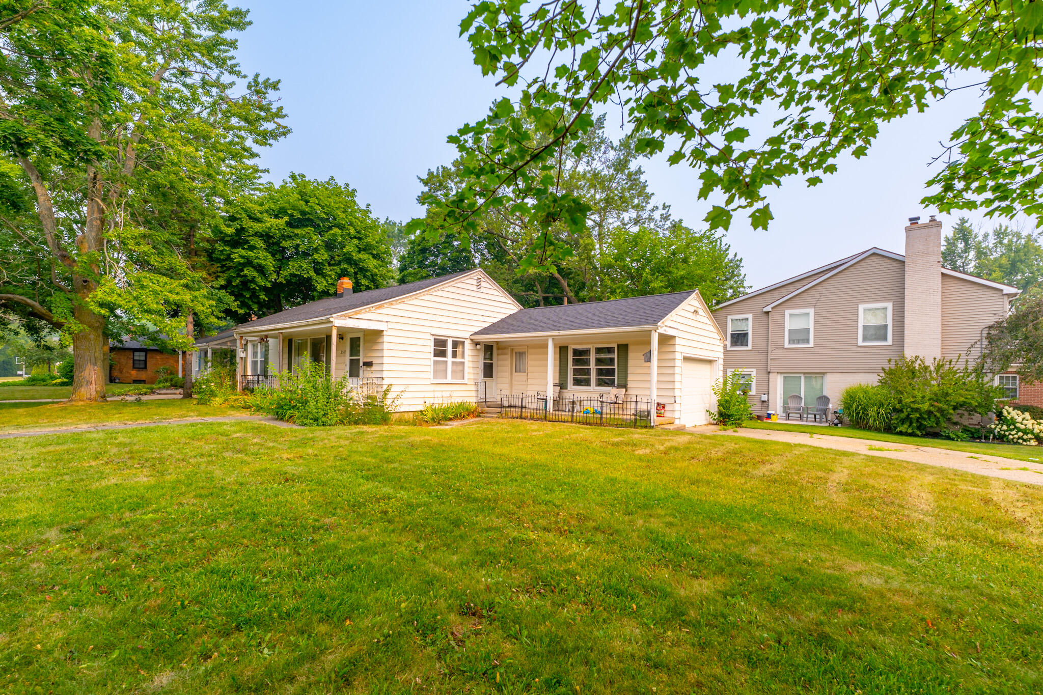 2505 Boston Street SE Grand Rapids MI 49506
