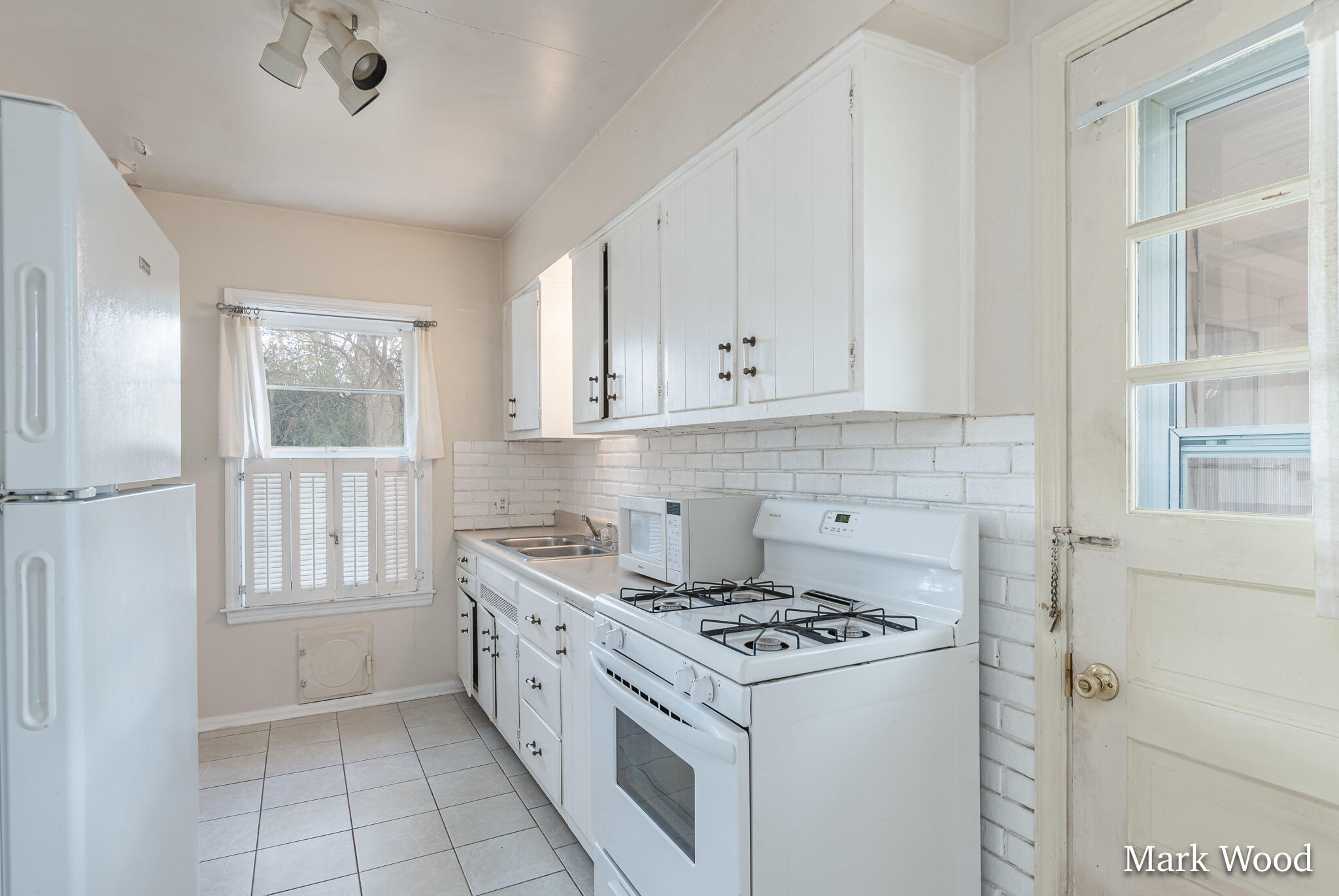 2505 Boston Street SE Grand Rapids MI 49506