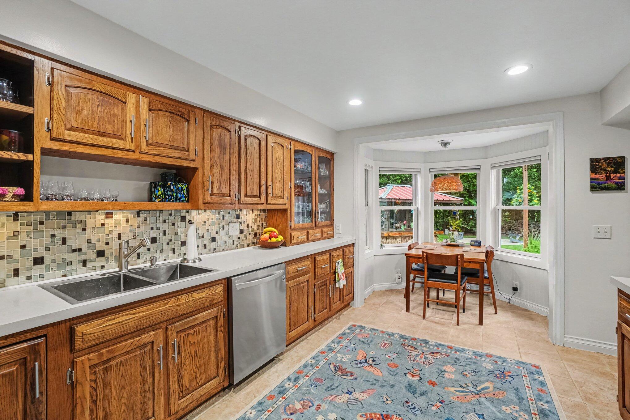15074 155th Avenue Grand Haven MI 49417