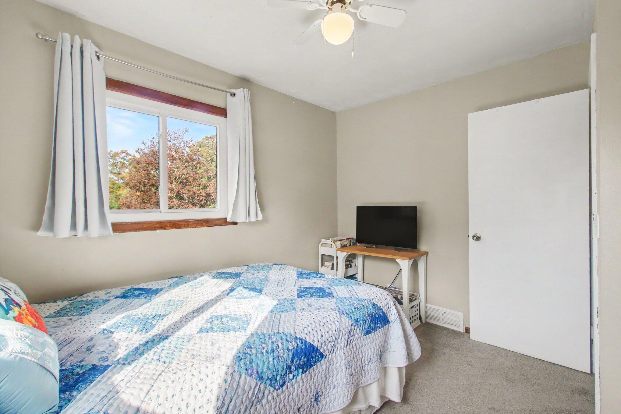 14720 Valley View Avenue Holland MI 49424