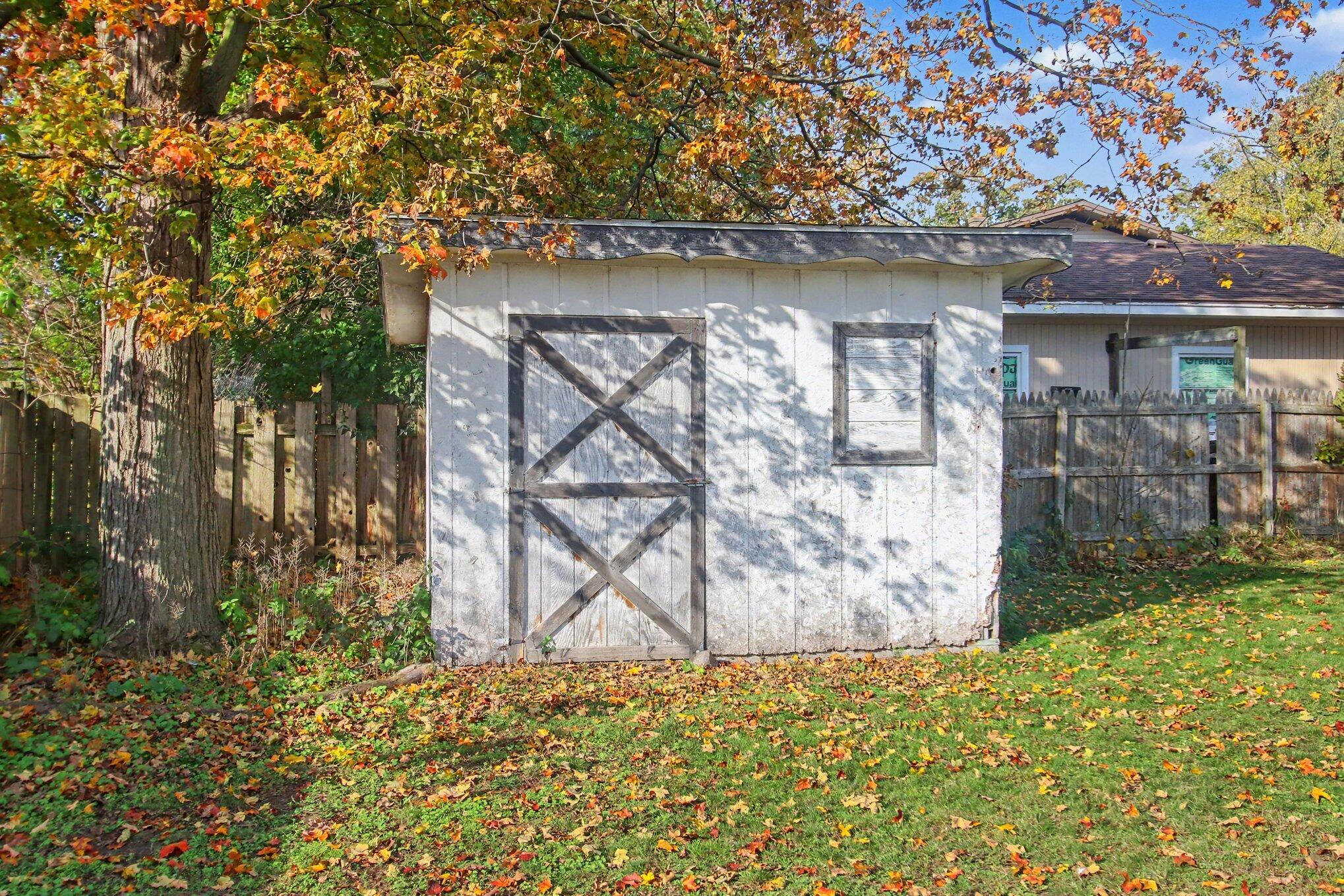 14720 Valley View Avenue Holland MI 49424