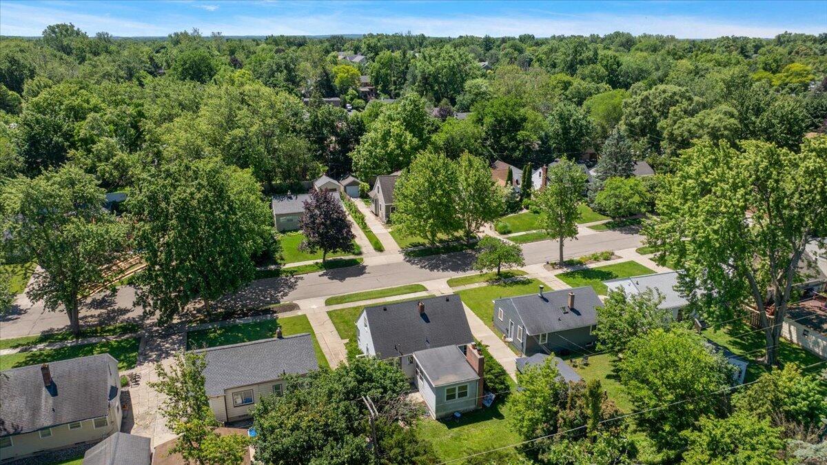 2223 Audobon Drive SE Grand Rapids MI 49506