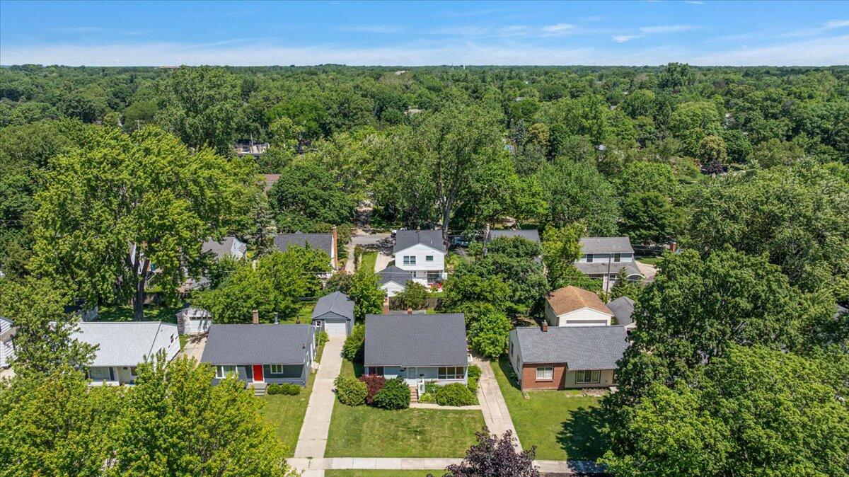 2223 Audobon Drive SE Grand Rapids MI 49506