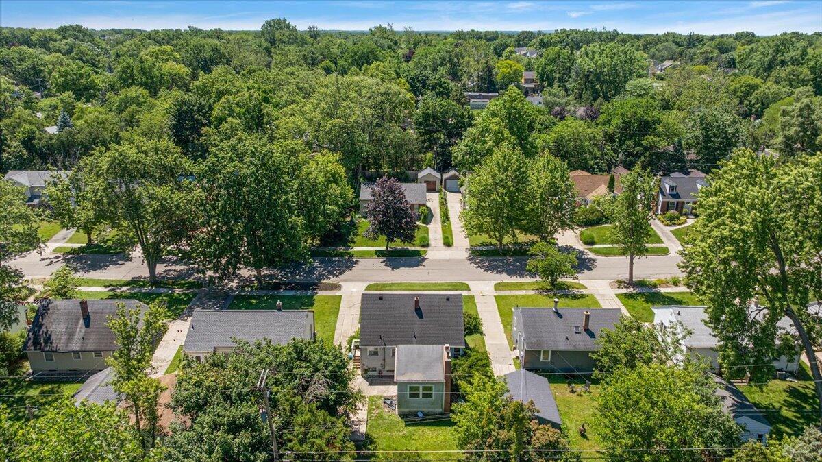 2223 Audobon Drive SE Grand Rapids MI 49506