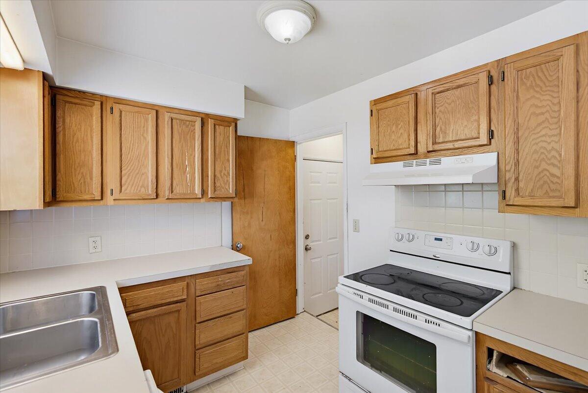 2223 Audobon Drive SE Grand Rapids MI 49506