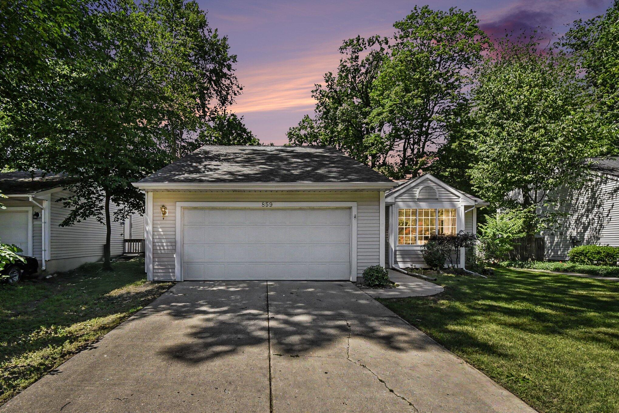 859 Summer Creek Court SE Grand Rapids MI 49508