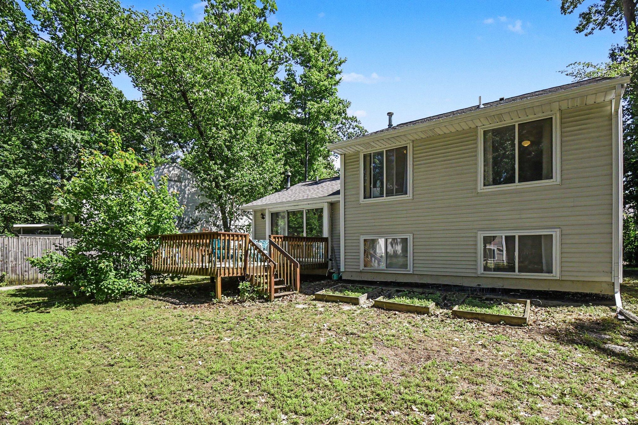 859 Summer Creek Court SE Grand Rapids MI 49508