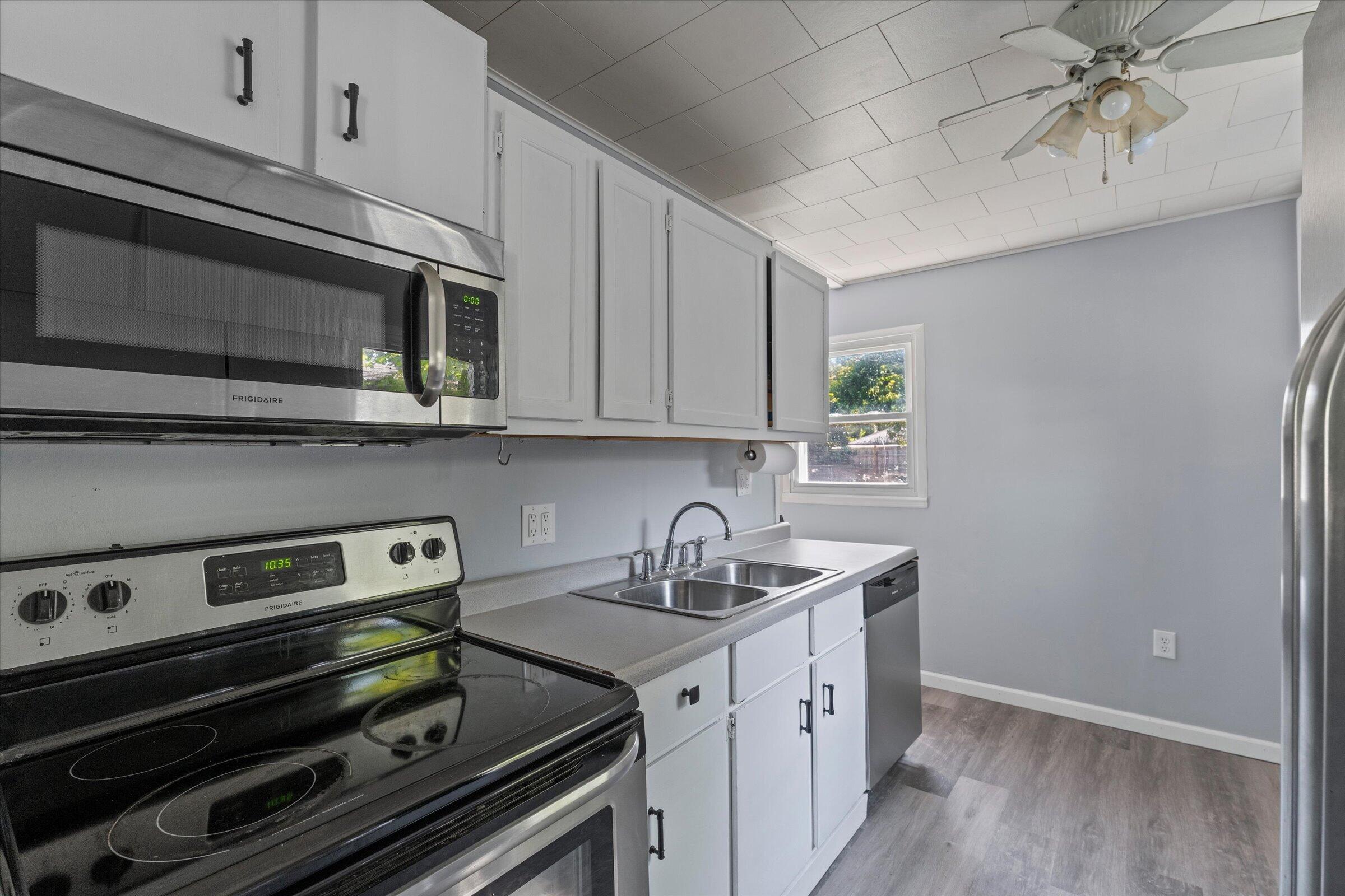 1822 Sycamore Street Niles MI 49120