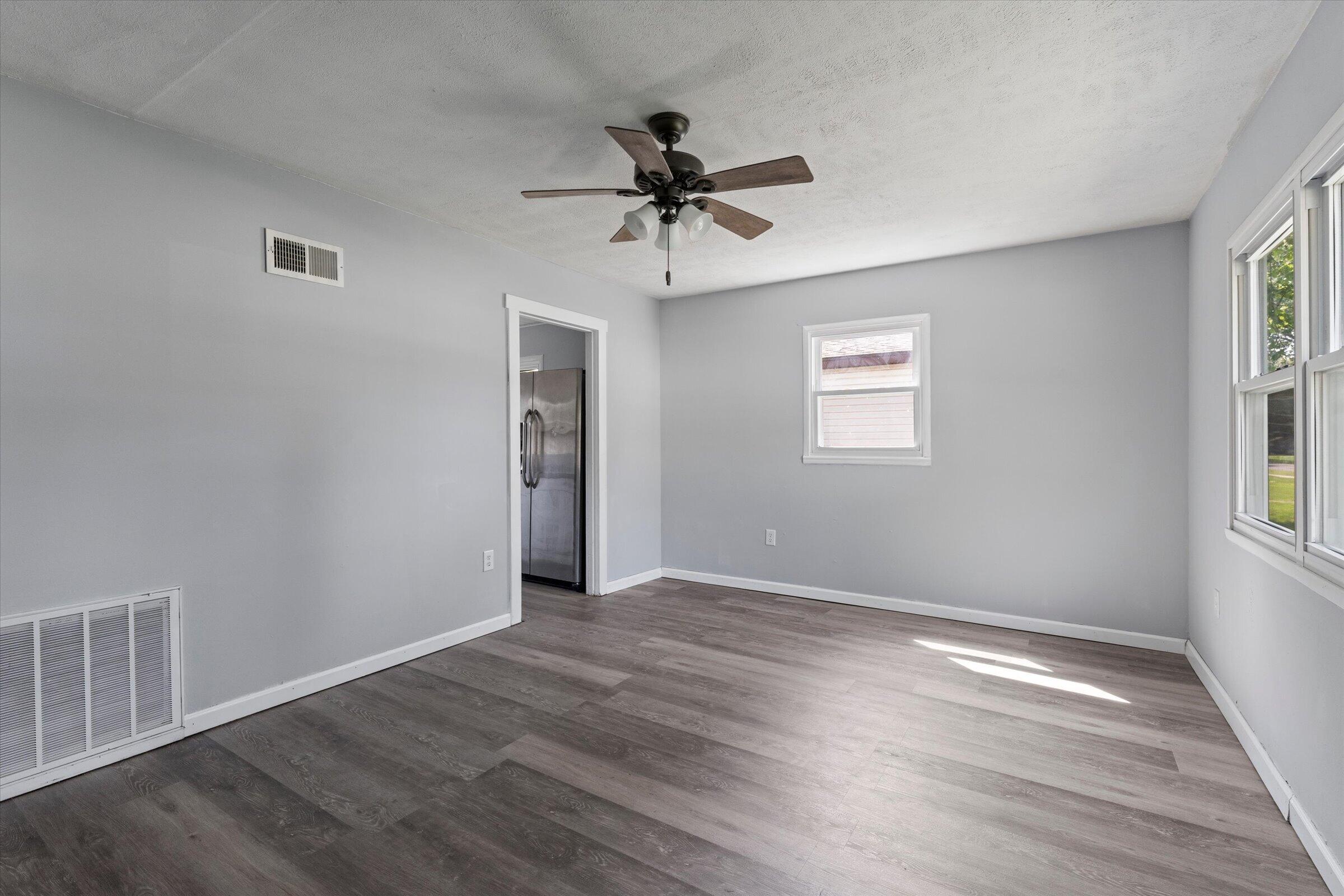 1822 Sycamore Street Niles MI 49120