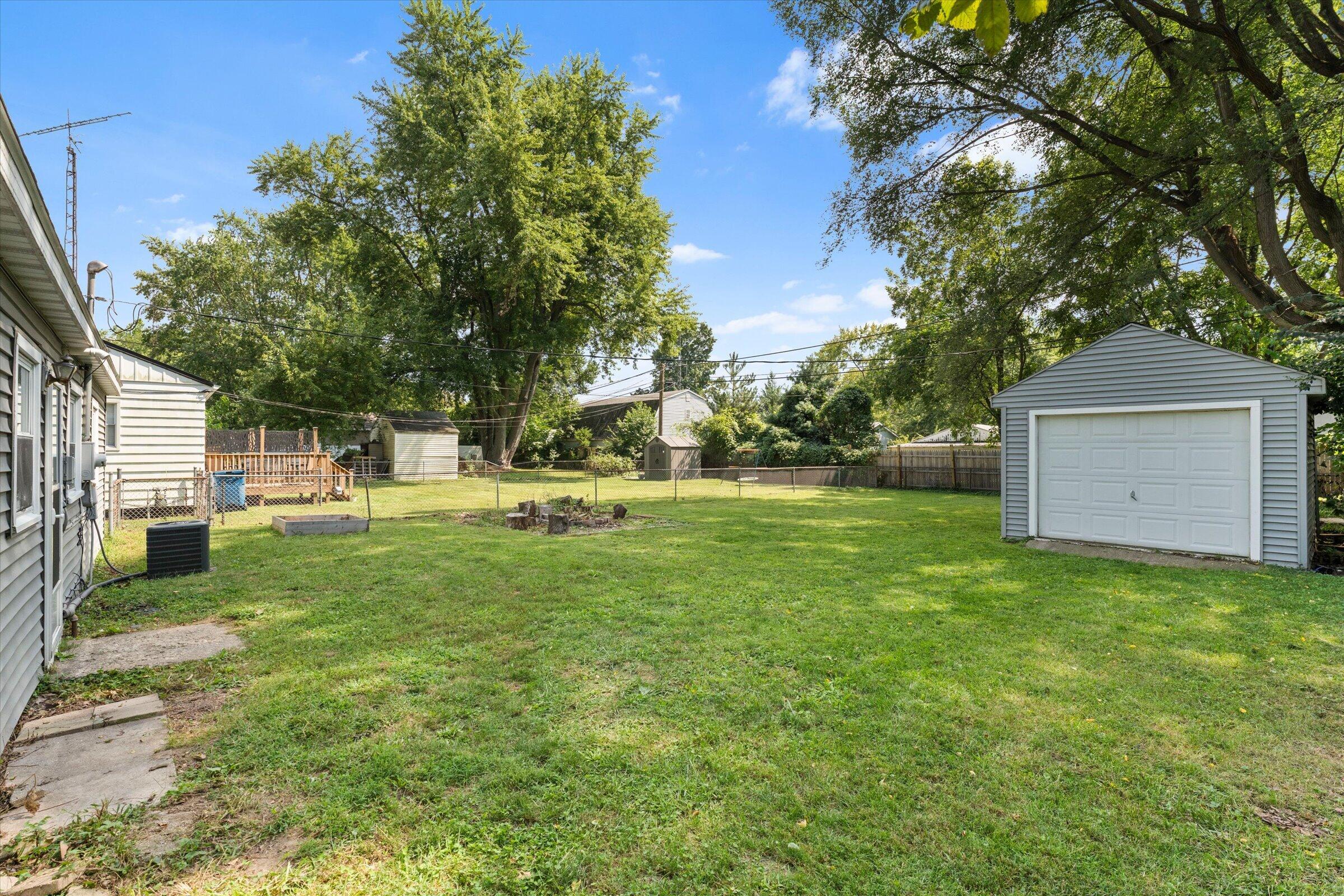 1822 Sycamore Street Niles MI 49120