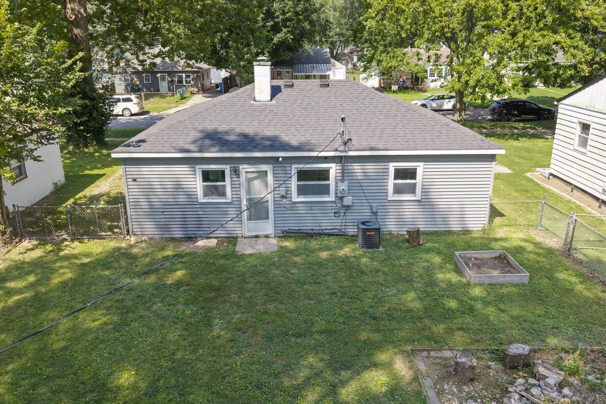 1822 Sycamore Street Niles MI 49120