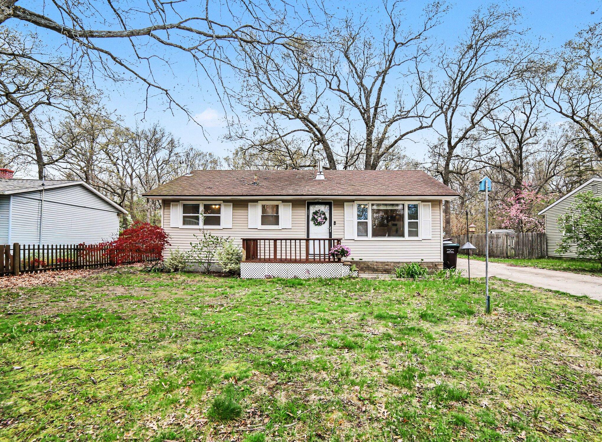 2492 Wesley Avenue Muskegon MI 49442