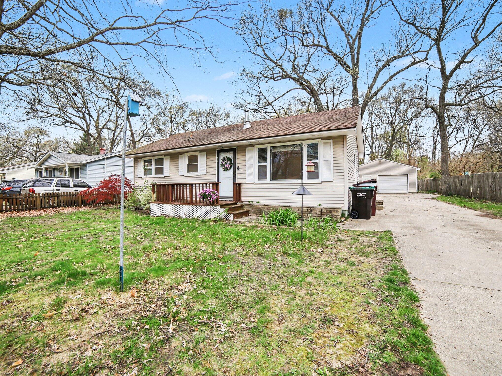 2492 Wesley Avenue Muskegon MI 49442
